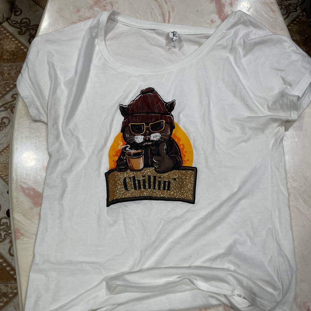 white graphic tee